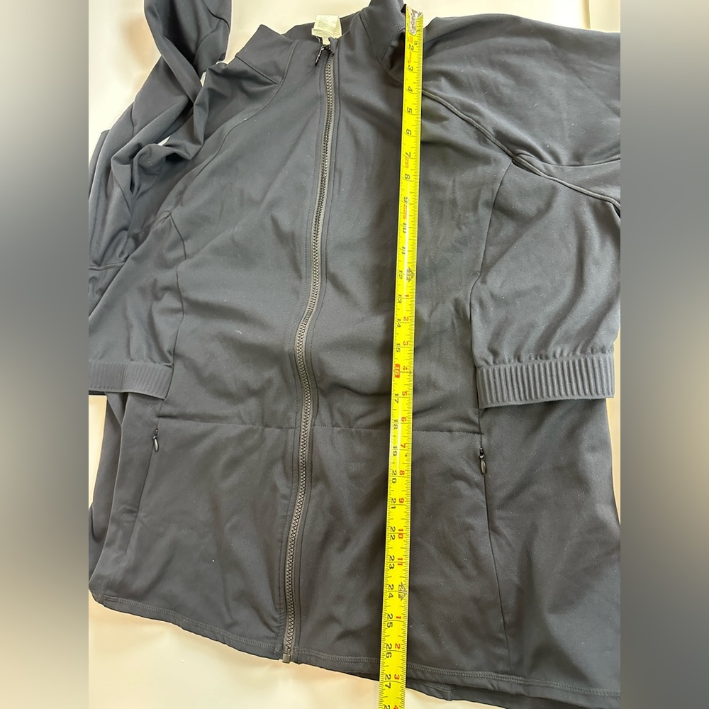 FABLETICS Trinity Performance Black Athletic Jack… - image 7